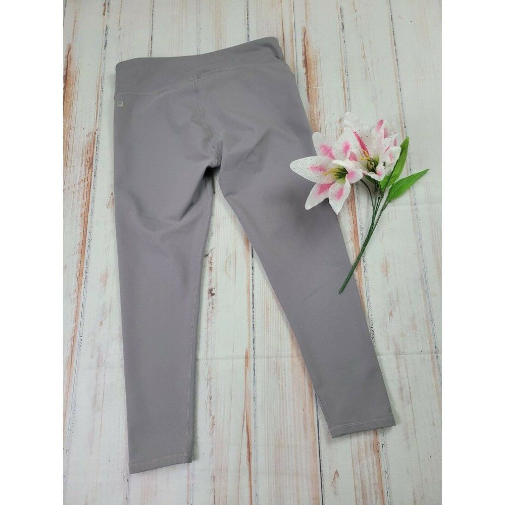 Fabletics Mid-Rise Crop Leggings Compression Workout Capri Pants Gray - Picture 3 of 7